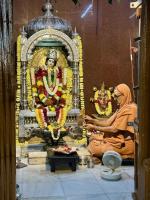 Jalabhisheka and Shodashopachar Puja by HH Swamiji at Shri Shivakrishna Mandir, Hubballi (26 Feb 2025)